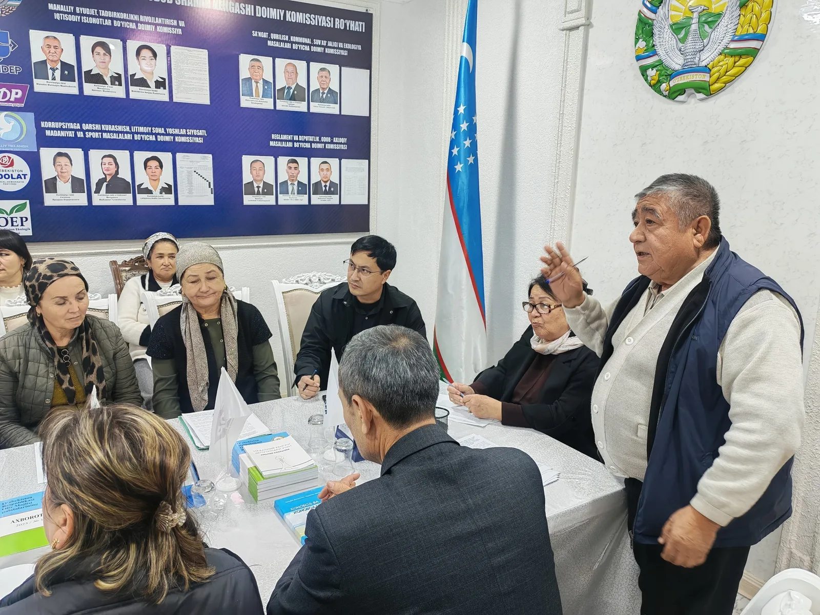 Xonobodda shahar Kengashi komissiyasi mahalla raislarining hisobotlarini tingladi